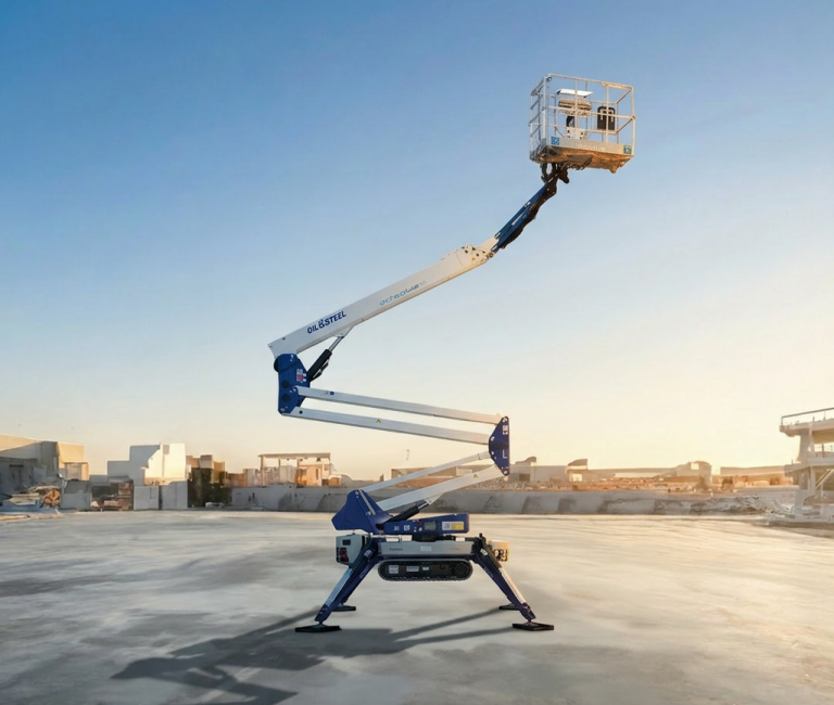 Equipements - C Distribution - Concessionnaire Zoomlion Rhône Alpes Equipements de travaux publics avec un ciel bleu en arrière-plan.